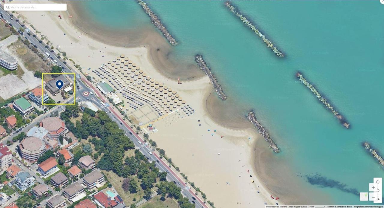Sunrise Beach House - Sea View Apartment มอนเตซิลวาโน ภายนอก รูปภาพ