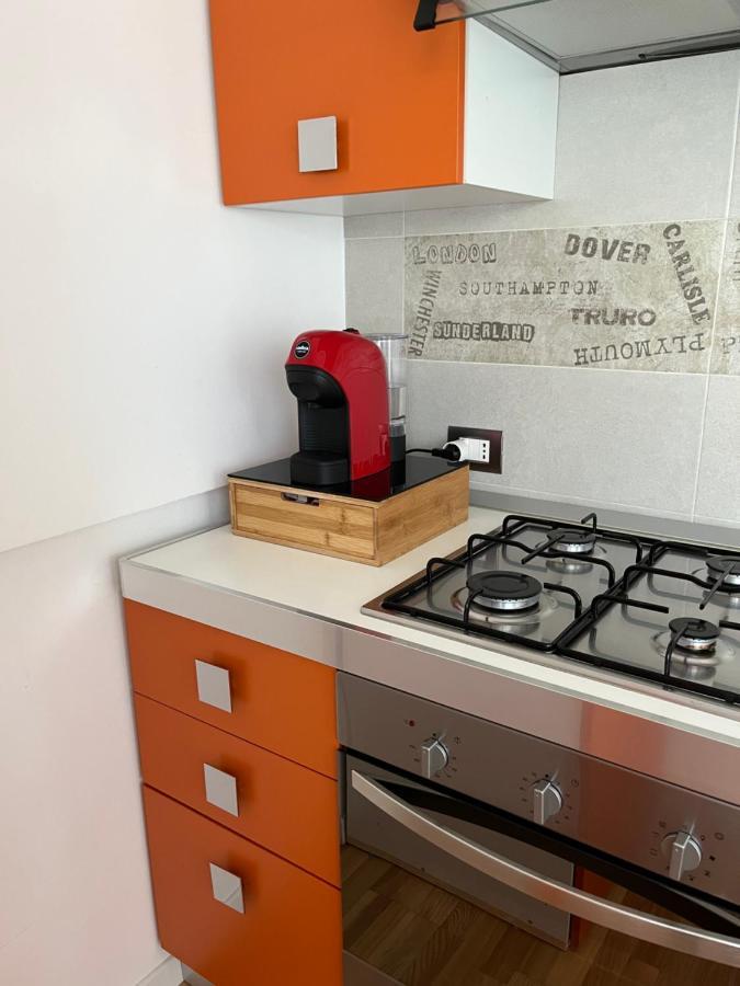 Sunrise Beach House - Sea View Apartment มอนเตซิลวาโน ภายนอก รูปภาพ